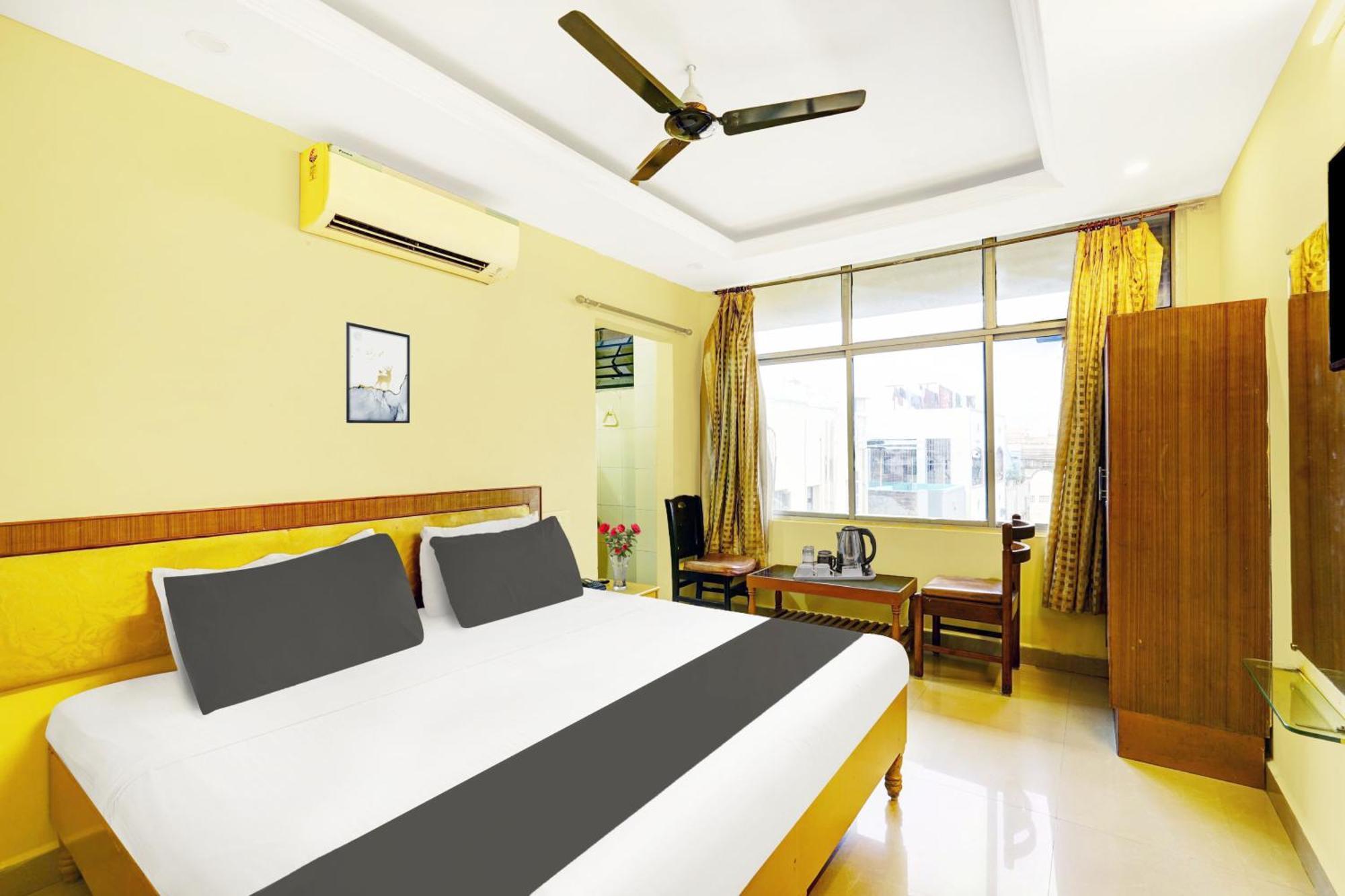 Super Hotel O Padmavathi Puram Near Railway Station ティルパティ エクステリア 写真
