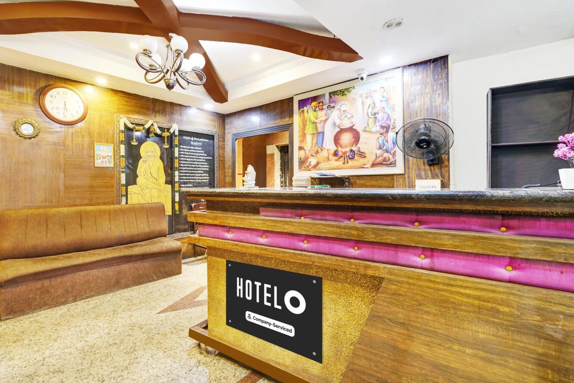 Super Hotel O Padmavathi Puram Near Railway Station ティルパティ エクステリア 写真
